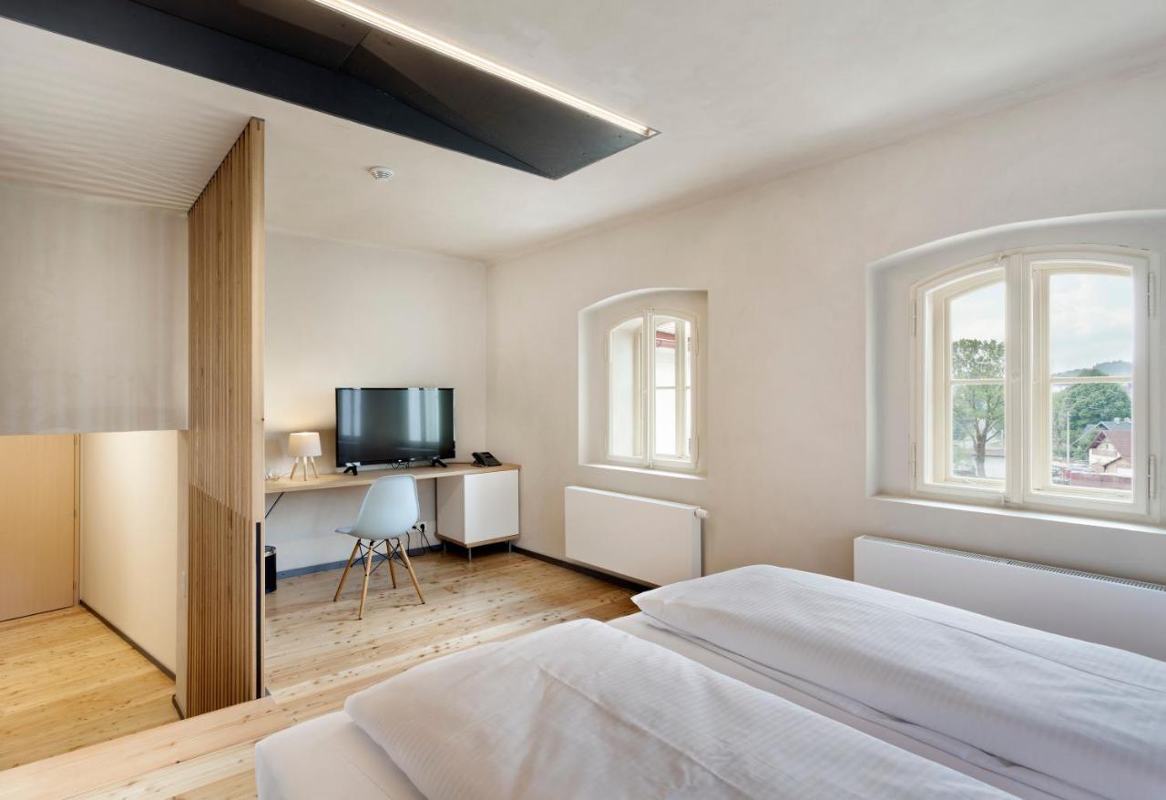 Hotel Kleis Cvikov 外观 照片